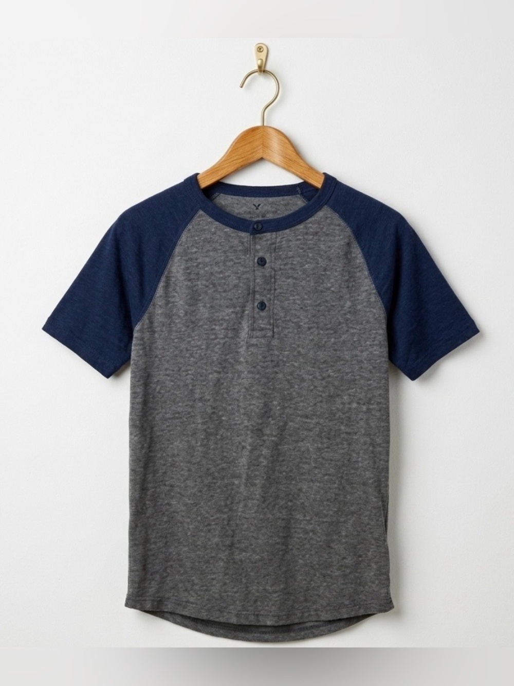 American Eagle 90s Henley Baseball Raglan Tee Gray Navy Colorblock Men's Small S